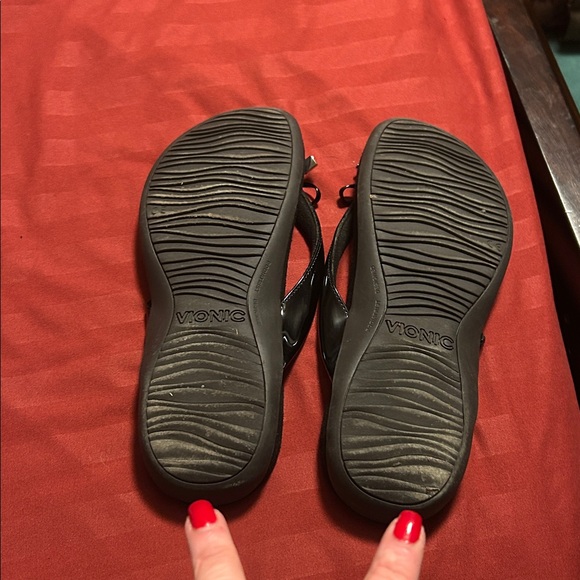 Vionic Women's Glossy Black Sandals - Picture 6 of 6